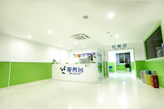 8岁女孩身高不到100厘米的原因是什么？父母如何帮助孩子可能追上其他孩子